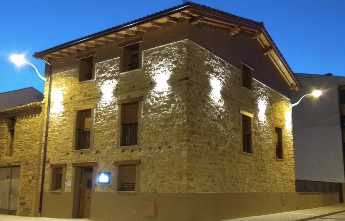 Hostal Villa de Mendavia - foto 1