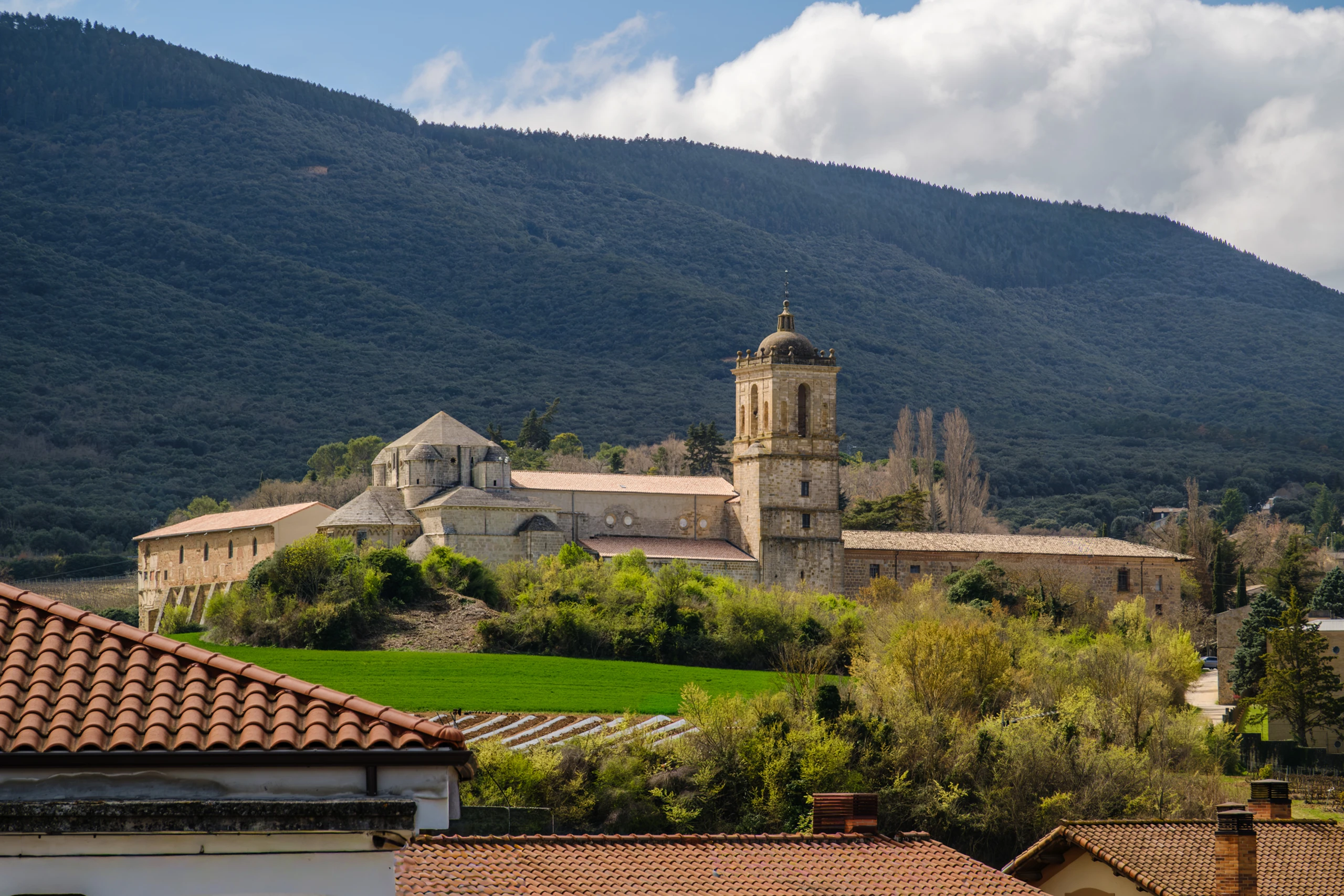 Monasterio de Santa Mar&iacute;a la Real de Irache
