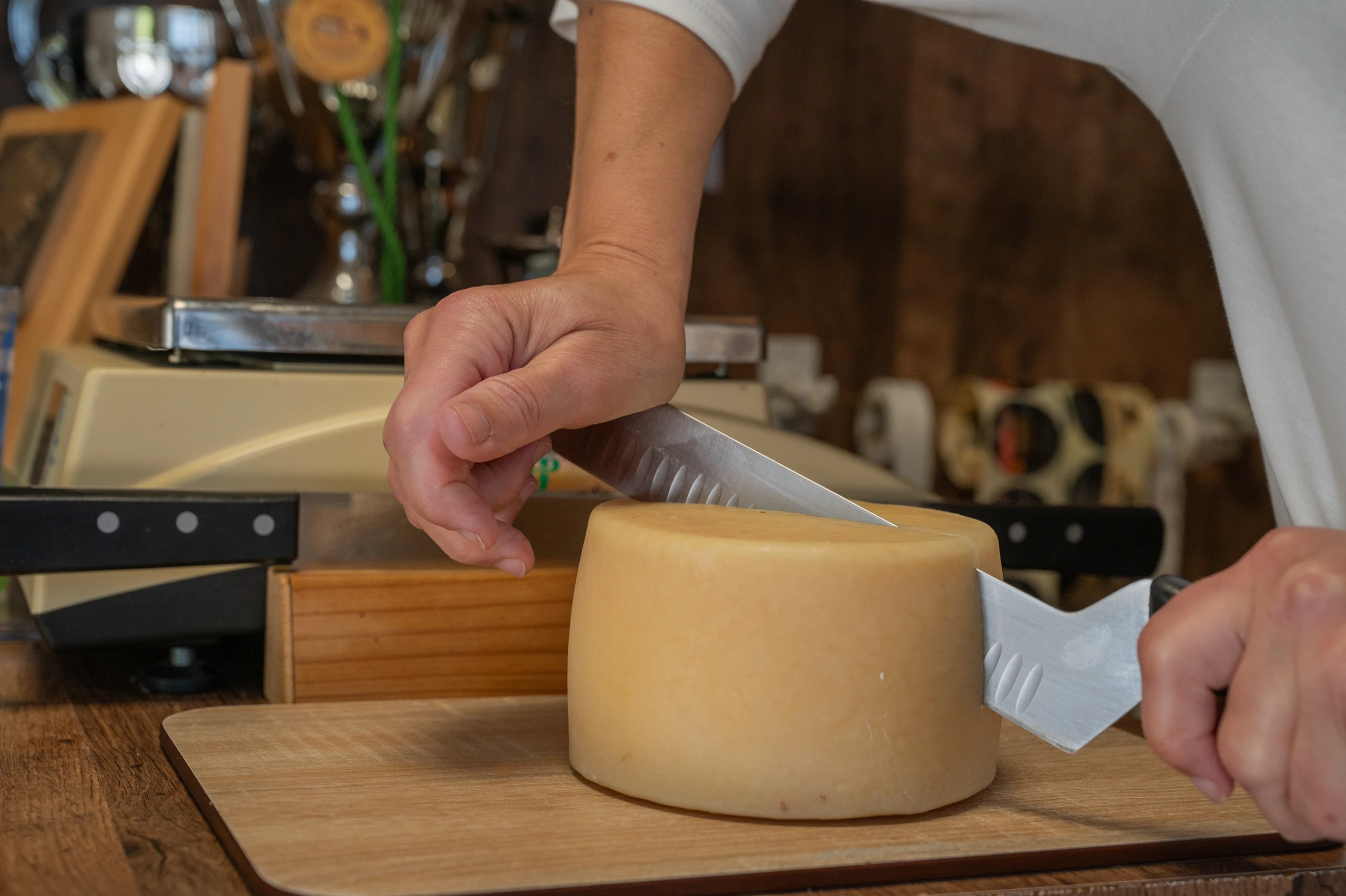 Una queser&iacute;a ligada a su propio reba&ntilde;o y al territorio